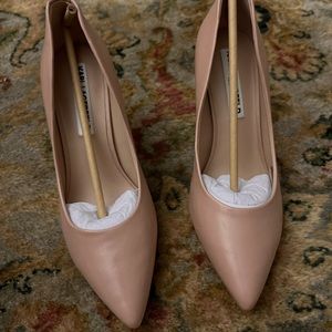 Karl Lagerfield pumps